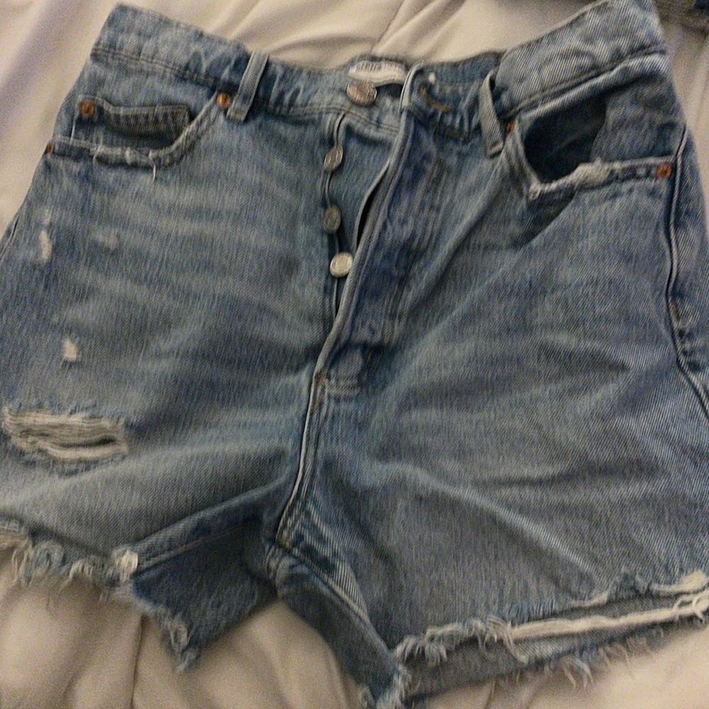 Womens garage size 5 Jean shorts